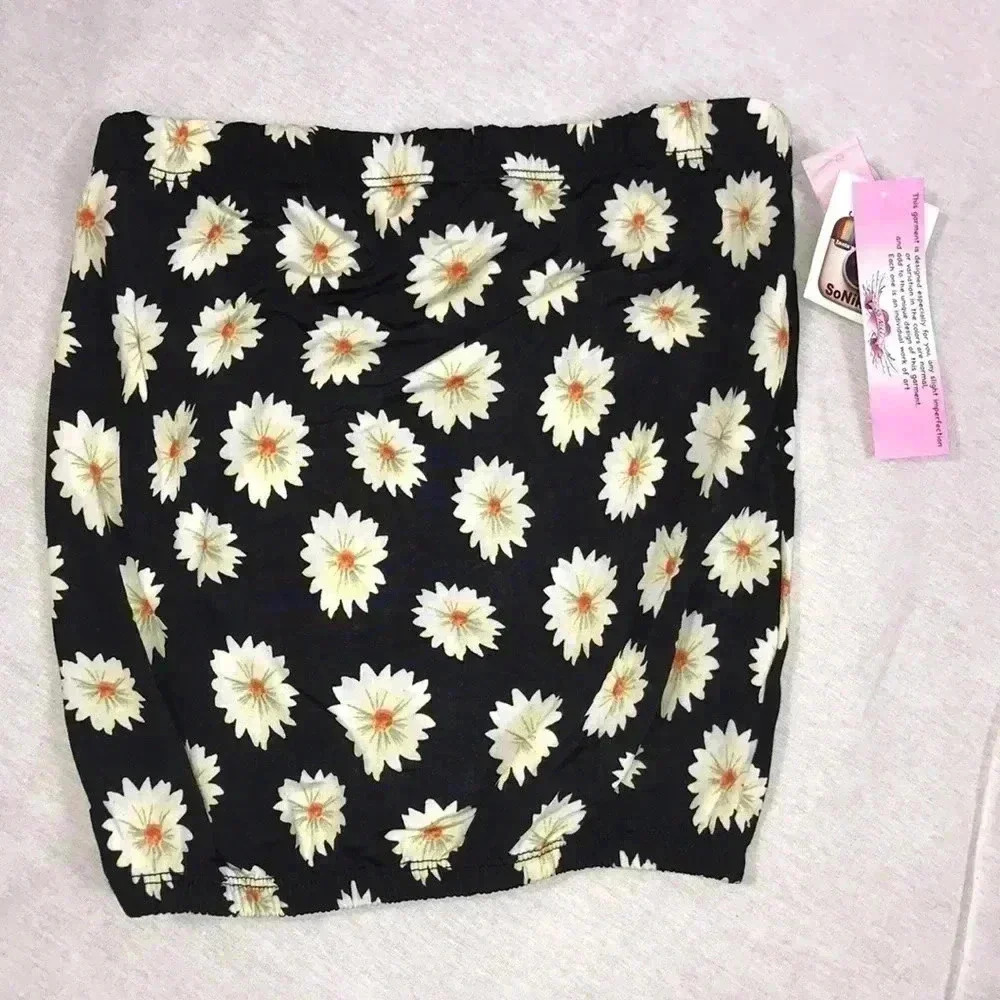 So Nikki Size Large 14 Girls Yellow Daisies Tube Top. New With Tags